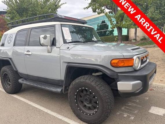 TOYOTA FJ CRUISER 2014 JTEBU4BF7EK181661 image